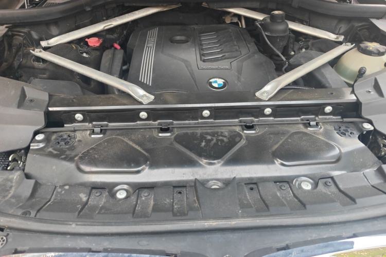 Used BMW X7 2020 xDrive40i Luxury Package with Leading Features Engine Bay