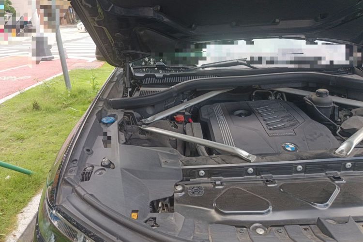Used BMW X7 2020 xDrive40i Executive M Sport Package Engine Bay Right