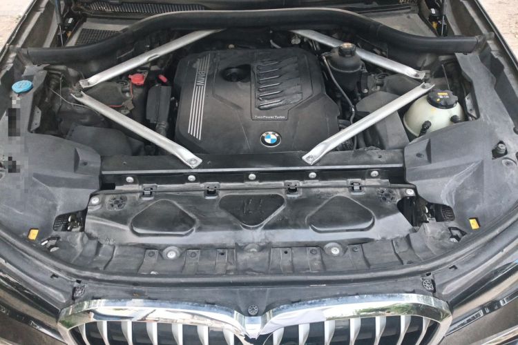 Used BMW X7 2020 xDrive40i Executive M Sport Package Engine Bay