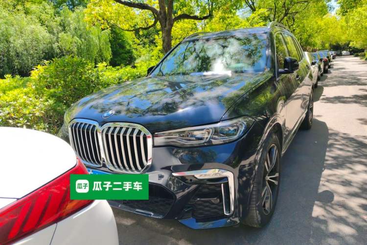 Used BMW X7 2020 xDrive40i Luxury M Sport Package Exterior 1