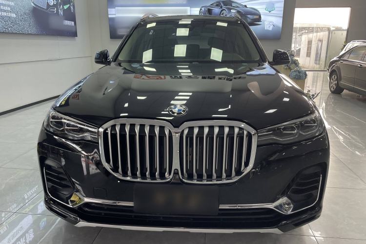 Used BMW X7 2020 xDrive40i Luxury Package with Leading Features Exterior 1