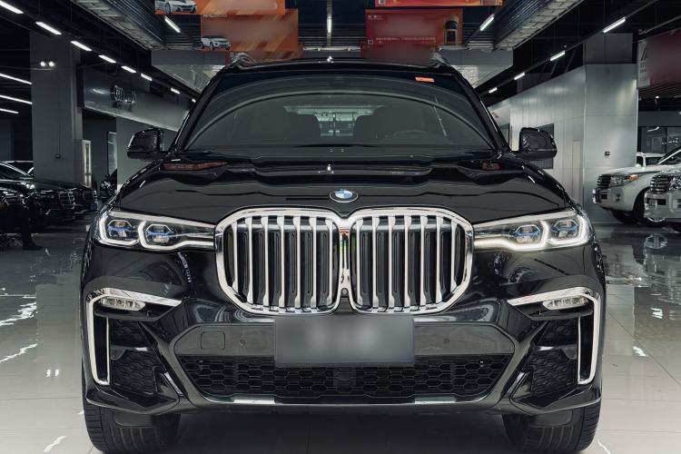 Used BMW X7 2020 xDrive40i Luxury M Sport Package Exterior 1