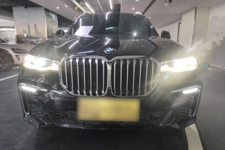 Used BMW X7 2020 xDrive40i Luxury M Sport Package Exterior 1