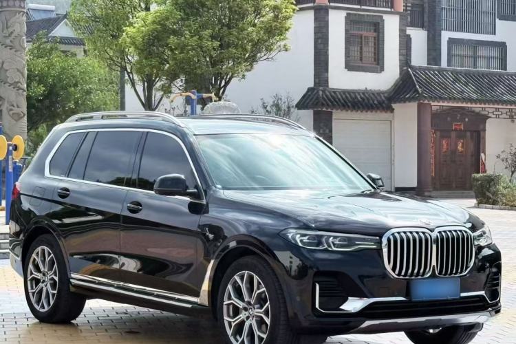 Used BMW X7 2020 xDrive40i Luxury Package with Leading Features Exterior 1