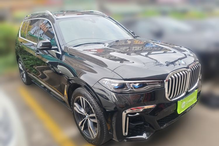 Used BMW X7 2020 xDrive40i Luxury M Sport Package Exterior 2