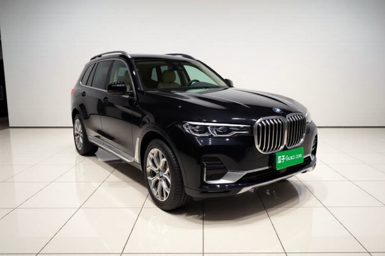 Used BMW X7 2020 xDrive40i Luxury Package with Leading Features Exterior 2
