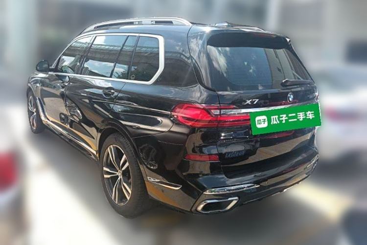 Used BMW X7 2020 xDrive40i Luxury M Sport Package Exterior 3