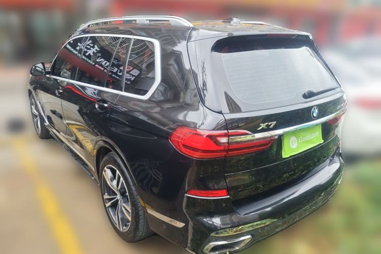 Used BMW X7 2020 xDrive40i Luxury M Sport Package Exterior 3