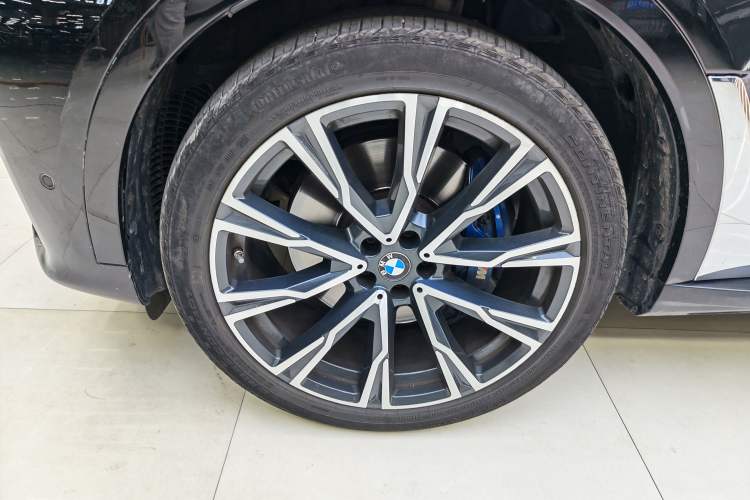 Used BMW X7 2020 xDrive40i Executive M Sport Package Exterior 6