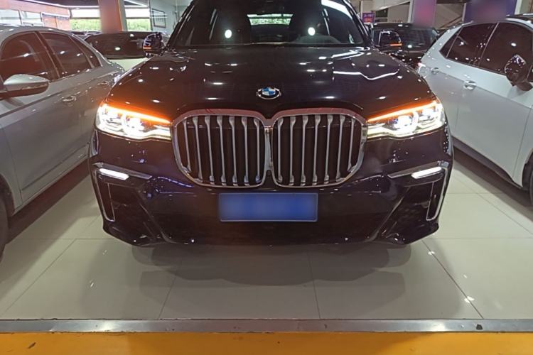 Used BMW X7 2020 xDrive40i Luxury M Sport Package Front