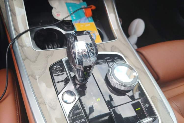 Used BMW X7 2020 xDrive40i Executive Luxury Package Gear Lever
