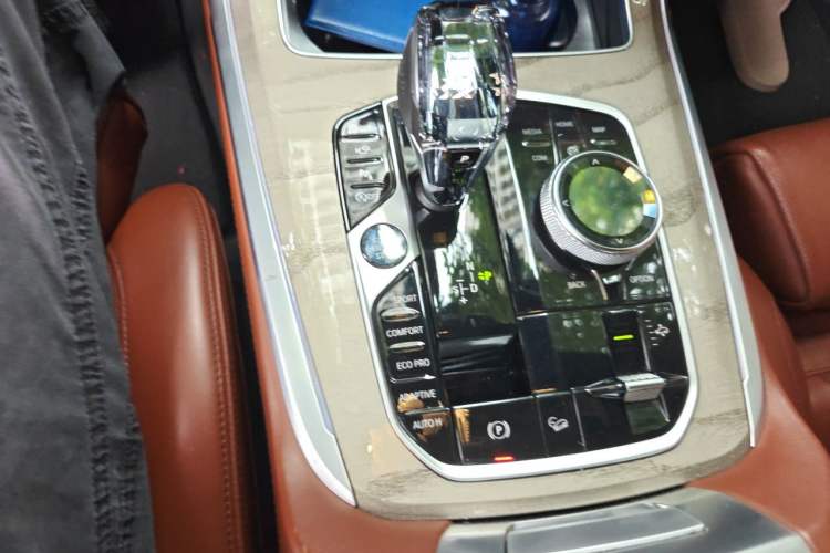 Used BMW X7 2020 xDrive40i Executive M Sport Package Gear Lever