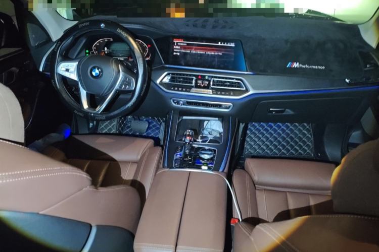 Used BMW X7 2020 xDrive40i Luxury Package with Leading Features Interior 2