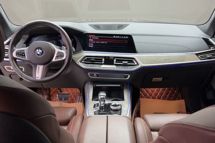 Used BMW X7 2020 xDrive40i Luxury M Sport Package Interior 3