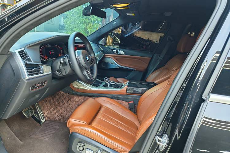 Used BMW X7 2020 xDrive40i Executive M Sport Package Interior 4