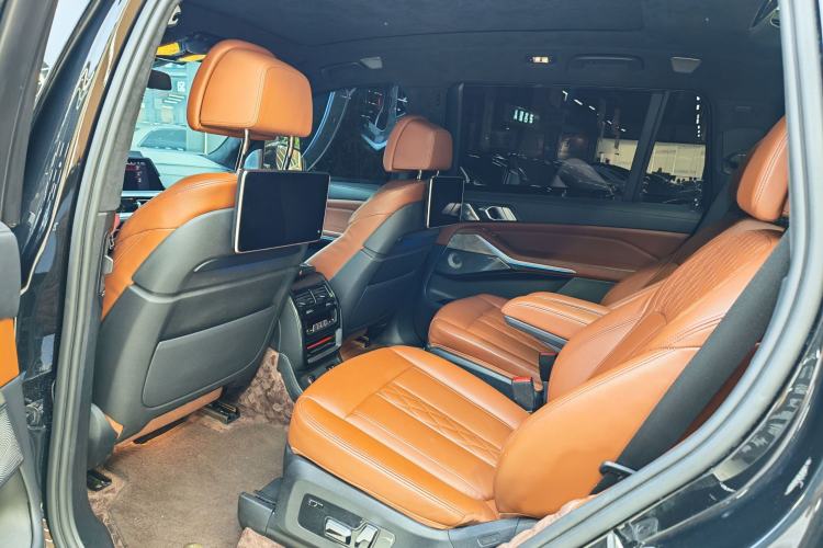 Used BMW X7 2020 xDrive40i Executive M Sport Package Interior 6