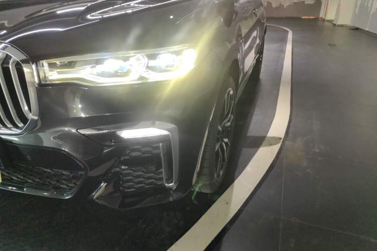 Used BMW X7 2020 xDrive40i Luxury M Sport Package Left Front Headlight