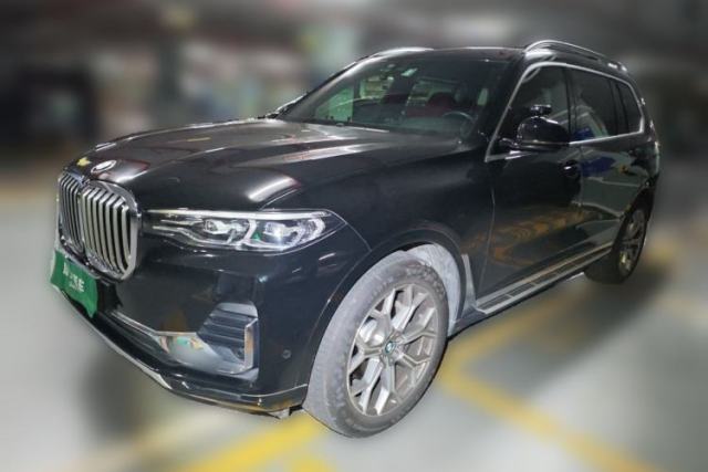 Used BMW X7