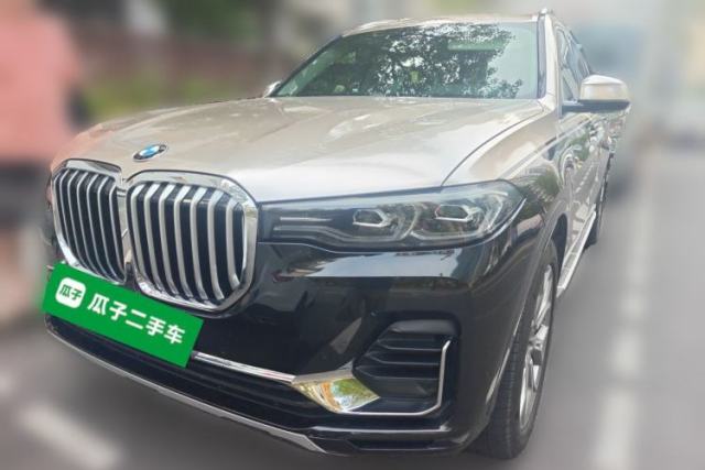 Used BMW X7 2020 xDrive40i Luxury Package with Leading Features