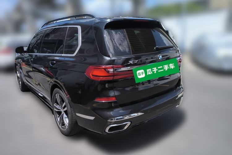 Used BMW X7 2020 xDrive40i Luxury M Sport Package Rear Left 45 Deg