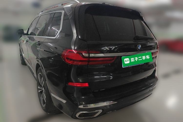 Used BMW X7 2020 xDrive40i Luxury M Sport Package Rear Left 45 Deg