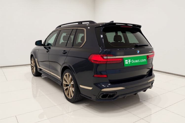 Used BMW X7 2020 xDrive40i Executive M Sport Package Rear Left 45 Deg