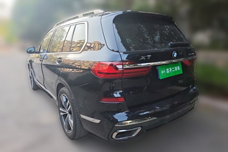 Used BMW X7 2020 xDrive40i Luxury M Sport Package Rear Left 45 Deg