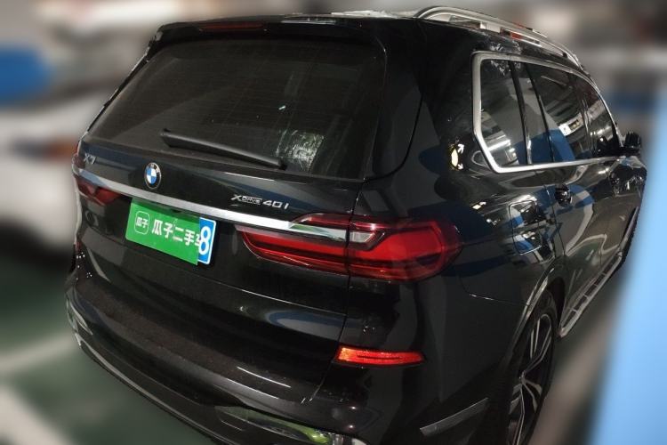 Used BMW X7 2020 xDrive40i Luxury M Sport Package Rear Right 45 Deg