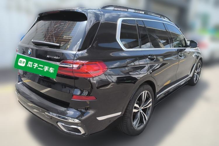 Used BMW X7 2020 xDrive40i Luxury M Sport Package Rear Right 45 Deg
