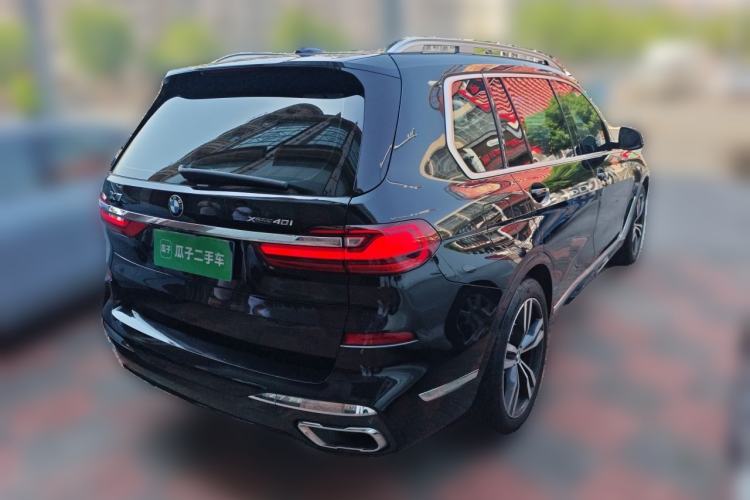 Used BMW X7 2020 xDrive40i Luxury M Sport Package Rear Right 45 Deg