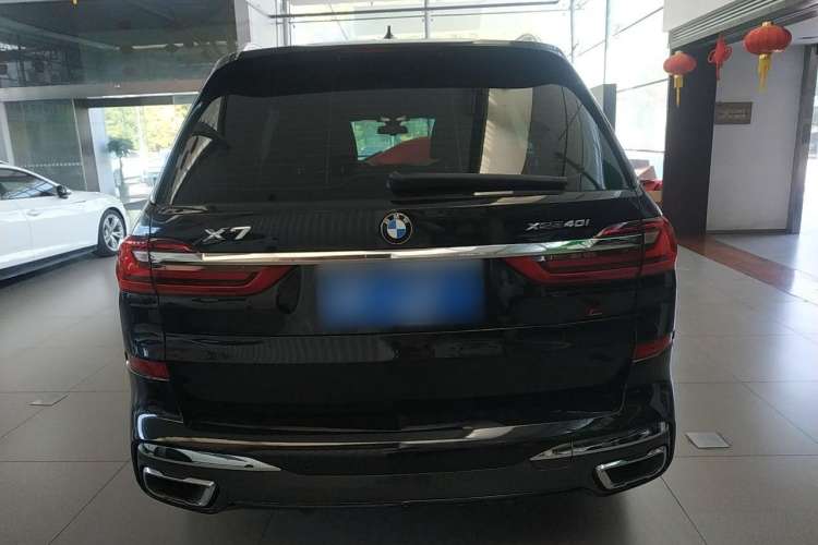 Used BMW X7 2020 xDrive40i Luxury M Sport Package Rear