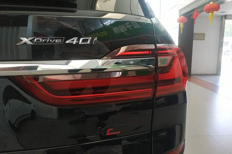 Used BMW X7 2020 xDrive40i Luxury M Sport Package Right Rear Taillight