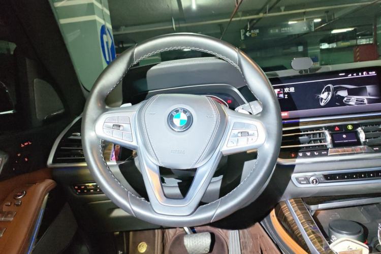 Used BMW X7  Steering Wheel