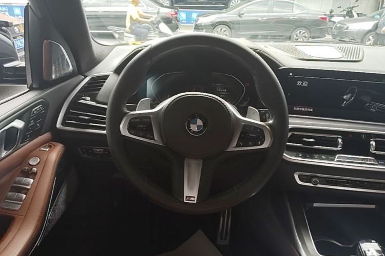 Used BMW X7 2020 xDrive40i Luxury M Sport Package Steering Wheel