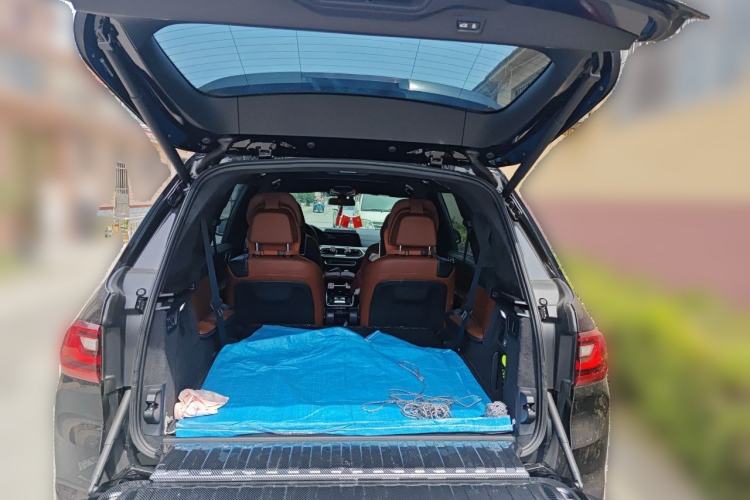 Used BMW X7 2020 xDrive40i Executive Luxury Package Trunk