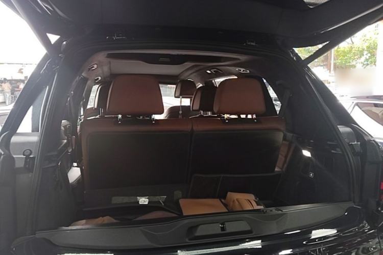 Used BMW X7 2020 xDrive40i Luxury M Sport Package Trunk