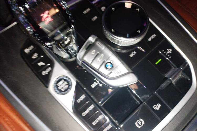 Used BMW X7 2020 xDrive40i Luxury M Sport Package Vehicle Key