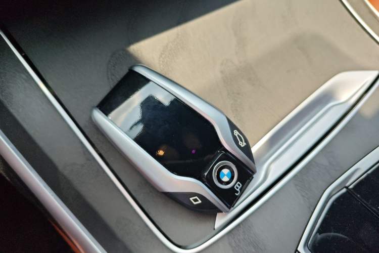 Used BMW X7 2020 xDrive40i Luxury M Sport Package Vehicle Key