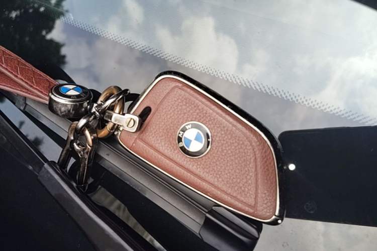 Used BMW X7 2020 xDrive40i Luxury M Sport Package Vehicle Key