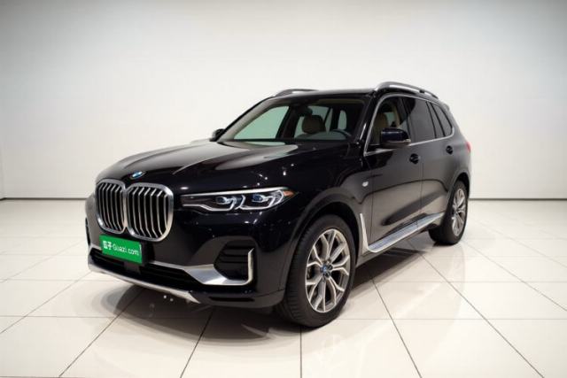 Used BMW X7 2020 xDrive40i Luxury Package with Leading Features
