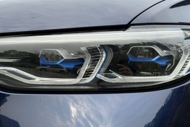 Used BMW X7 2020 xDrive40i Executive M Sport Package Exterior 2