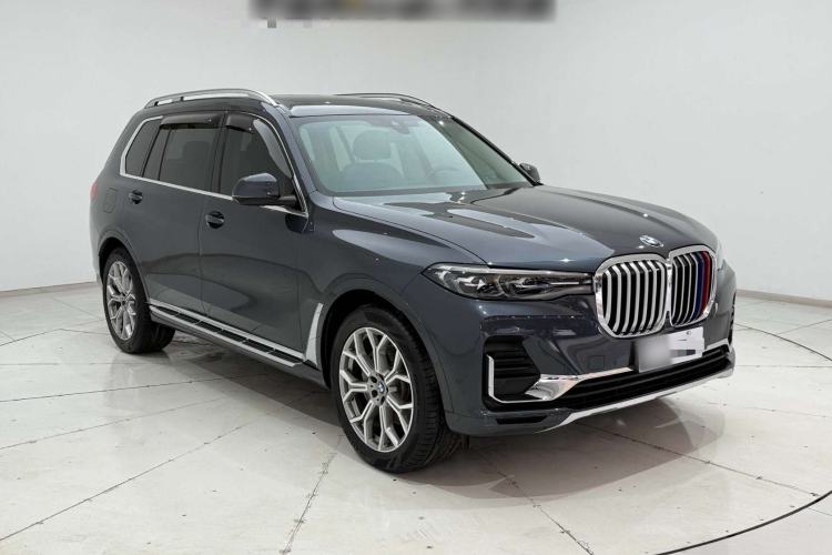 Used BMW X7 2020 xDrive40i Luxury Package with Leading Features Exterior 5
