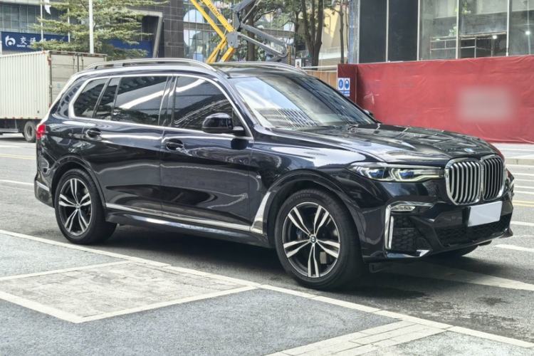 Used BMW X7 2020 xDrive40i Luxury M Sport Package Exterior 8