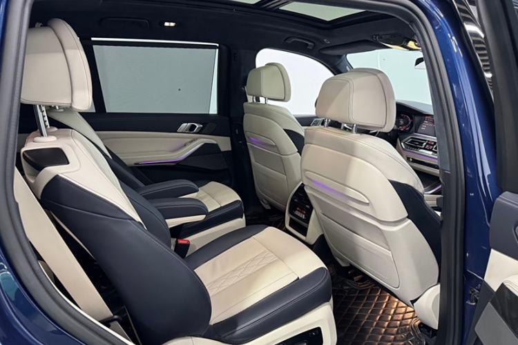 Used BMW X7 2020 xDrive40i Personalized Limited Edition M Sport Package Interior 12
