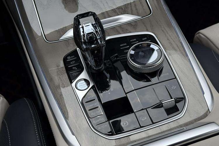 Used BMW X7 2020 xDrive40i Executive M Sport Package Interior 4