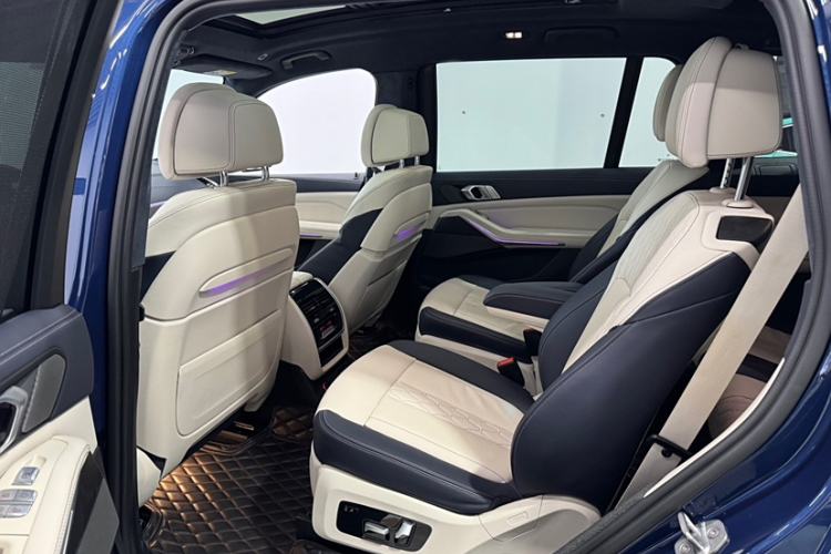 Used BMW X7 2020 xDrive40i Personalized Limited Edition M Sport Package Interior 8
