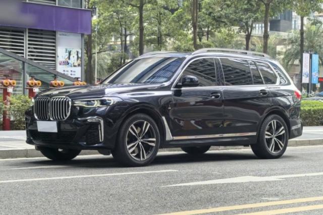 Used BMW X7 2020 xDrive40i Luxury M Sport Package