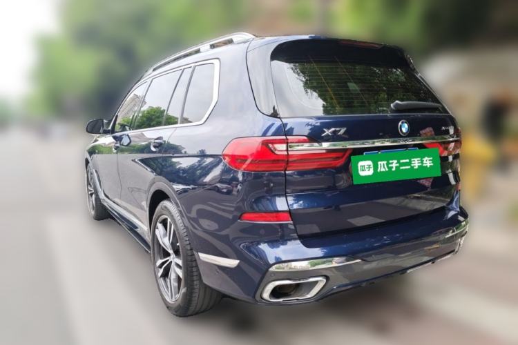 Used BMW X7 2020 xDrive40i Luxury M Sport Package Rear Left 45 Deg