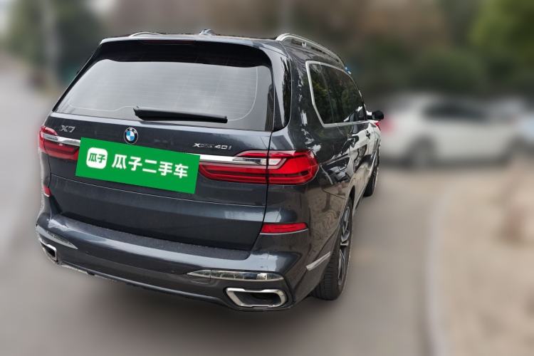 Used BMW X7 2020 xDrive40i Luxury M Sport Package Rear Right 45 Deg
