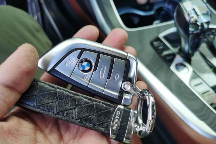 Used BMW X7 2020 xDrive40i Luxury M Sport Package Vehicle Key